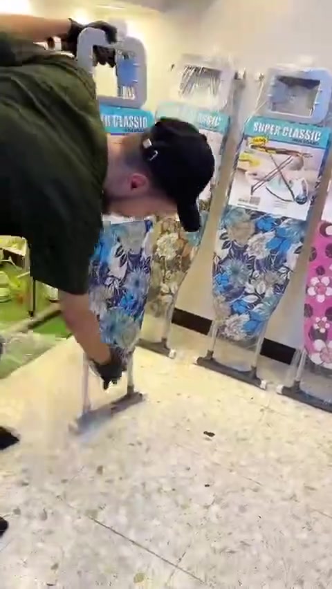 عرض خاص 🔥🔥 بسعر الجمله 
ميز أوتي ثقيل اصلي مع سيار خاص بي  😍😍
السعر 25 الف فقط ✅✅


**إذا كنت صاحب هذا الإعلان وتريد حذفه لأي سبب، رجاءا أرسل رسالة إلى الدعم الفني**