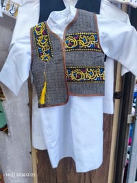 دشداشة اطفال خليجي متوفره لجميع الاعمار للتفاصيل التواصل على الواتساب ...