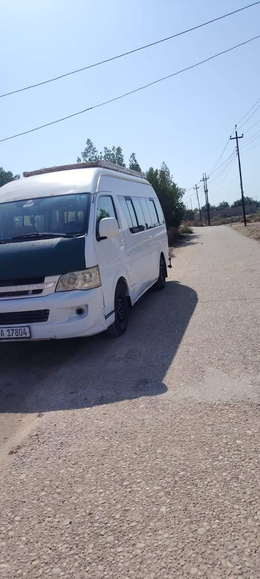 السلام عليكم شباب جنبي 2014سياره خير من الله مكينه كير اكسن معمره فقط هلالت سنويه جديده رقم صاحب السياره ***********
