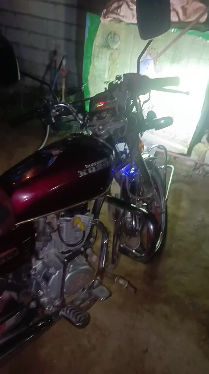 السلام عليكم دراجه للبيع
محرك وگير شرط  كهرباء شغاله 
تاير امامي خلفي جديد 
زنجيل جديد مكينه وربل جديد 
 السعر المطلوب 580 الف وبيها مجال شي قليل.   رقم الهاتف ***********

ملاحظه ال CRX  الوراه مابيعو
