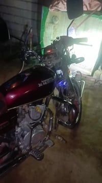 دراجه للبيع محرك وگير شرط  كهرباء شغاله  تاير امامي خلفي جديد  زنجيل ج...