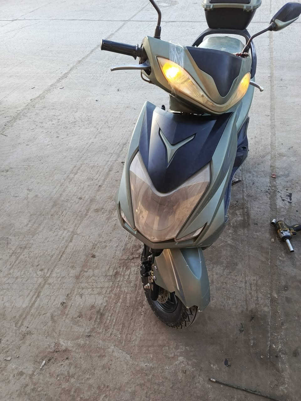 السلام عليكم   دراجه  سكنز محرك ماكس ياباني نضيفه جاهزه كله شغاله لايت هورن دبل اشاره دبلات امامي وخلفي شغاله نقص فقط سلف


**إذا كنت صاحب هذا الإعلان وتريد حذفه لأي سبب، رجاءا أرسل رسالة إلى الدعم الفني**