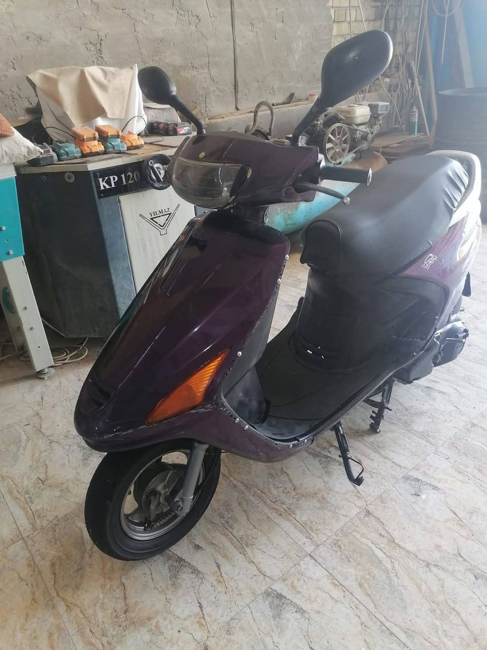 للبيع فراشه
دراجة بلادية وكاملة أي نقص مابيها 

مكينه  مفتوحه نظيفه الدراجه شرط الفحص 

كهربائيات كامله نكره سلف وهندر

السعر 350 وبيهه مجال 

النجف شارع المجمعات 

الاتصال بالرقم أو واتساب 

 ***********
