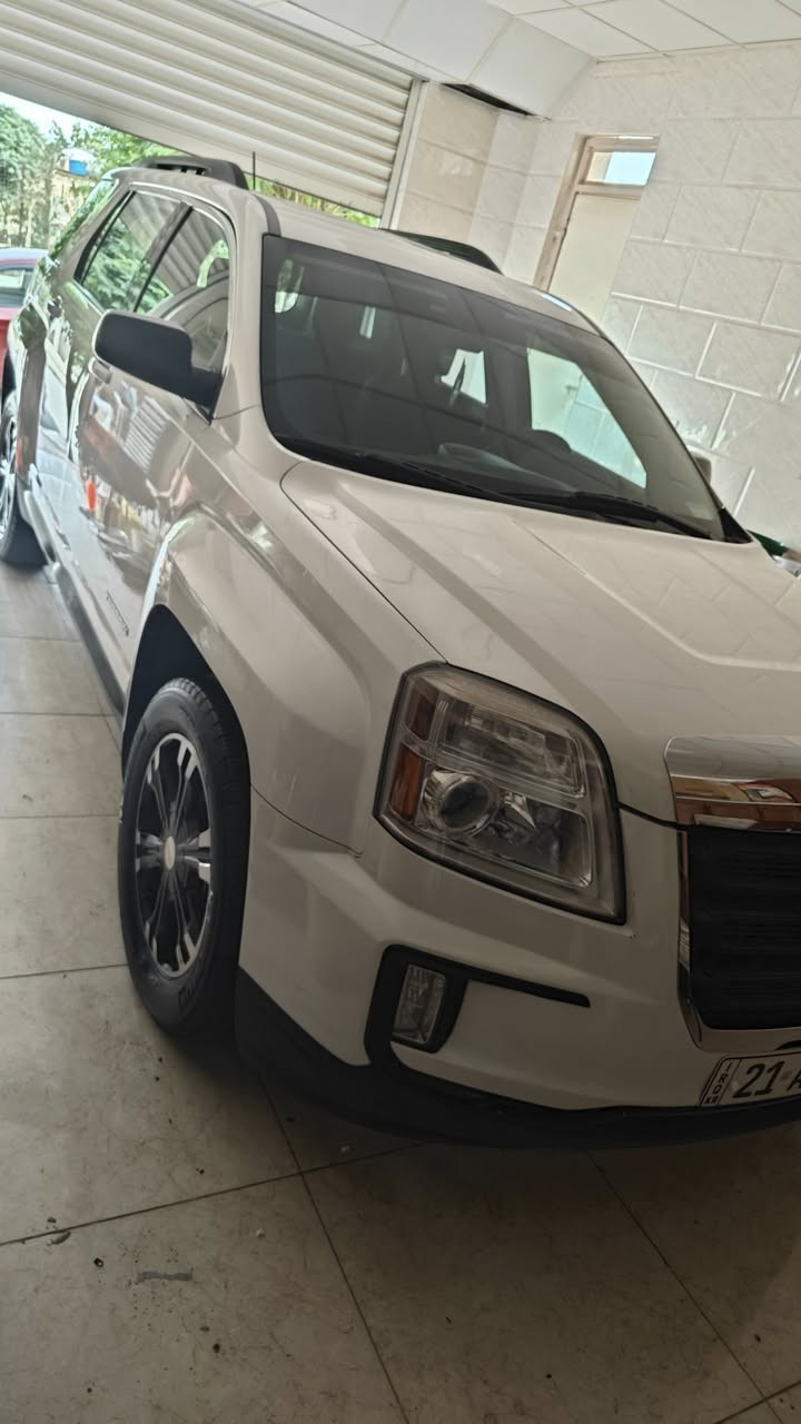 GMC terrain. 2017.  SLE    135$. ***********
