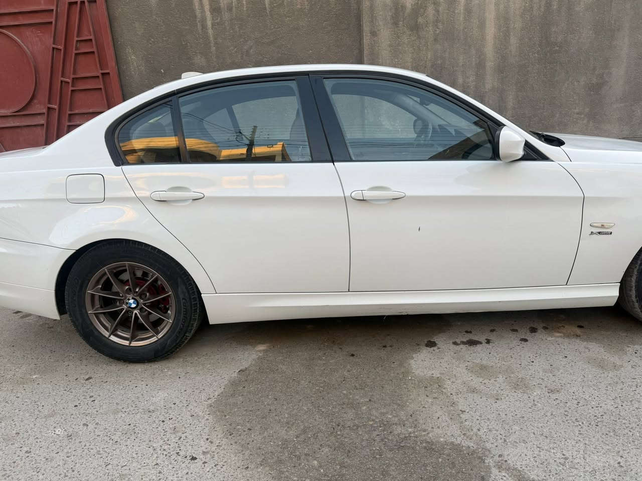 السلام عليكم 
بي ام 328i
خليجي كفالة عامة من الصبغ والبارد عدا الدعاميات فقط
موديل
BMW 2011 
للبيع فقط 
فول موصفات 1/1
مكينه 6 سلندر
دواخل جلد
بصمة 
شاشة 
تحكمات استيرن 
تبريد خلفي 
سلايت روف 
 
السيارة كير محرك قبل اسبوع شادهن
 تحويل ثاني يوم 
السعر 95 ورقة  وبيها مجال 
📍مكان السيارة كربلاء ***********
