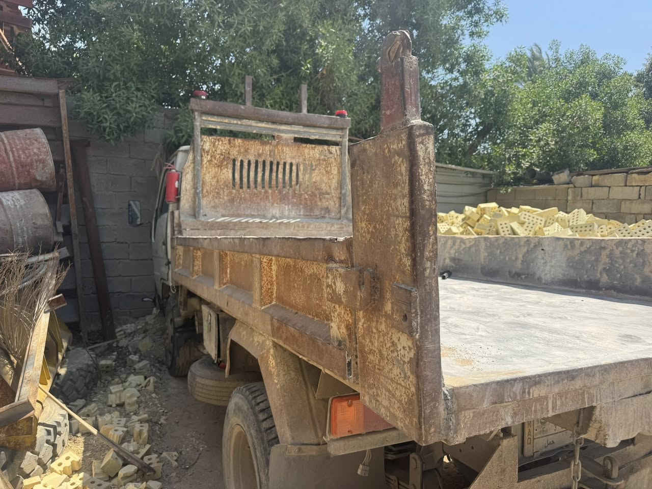 للبيع تيوتا رقم بغداد شاصي مكفول محرك بدايه تبخير مكاني بغداد رقمي ***********
