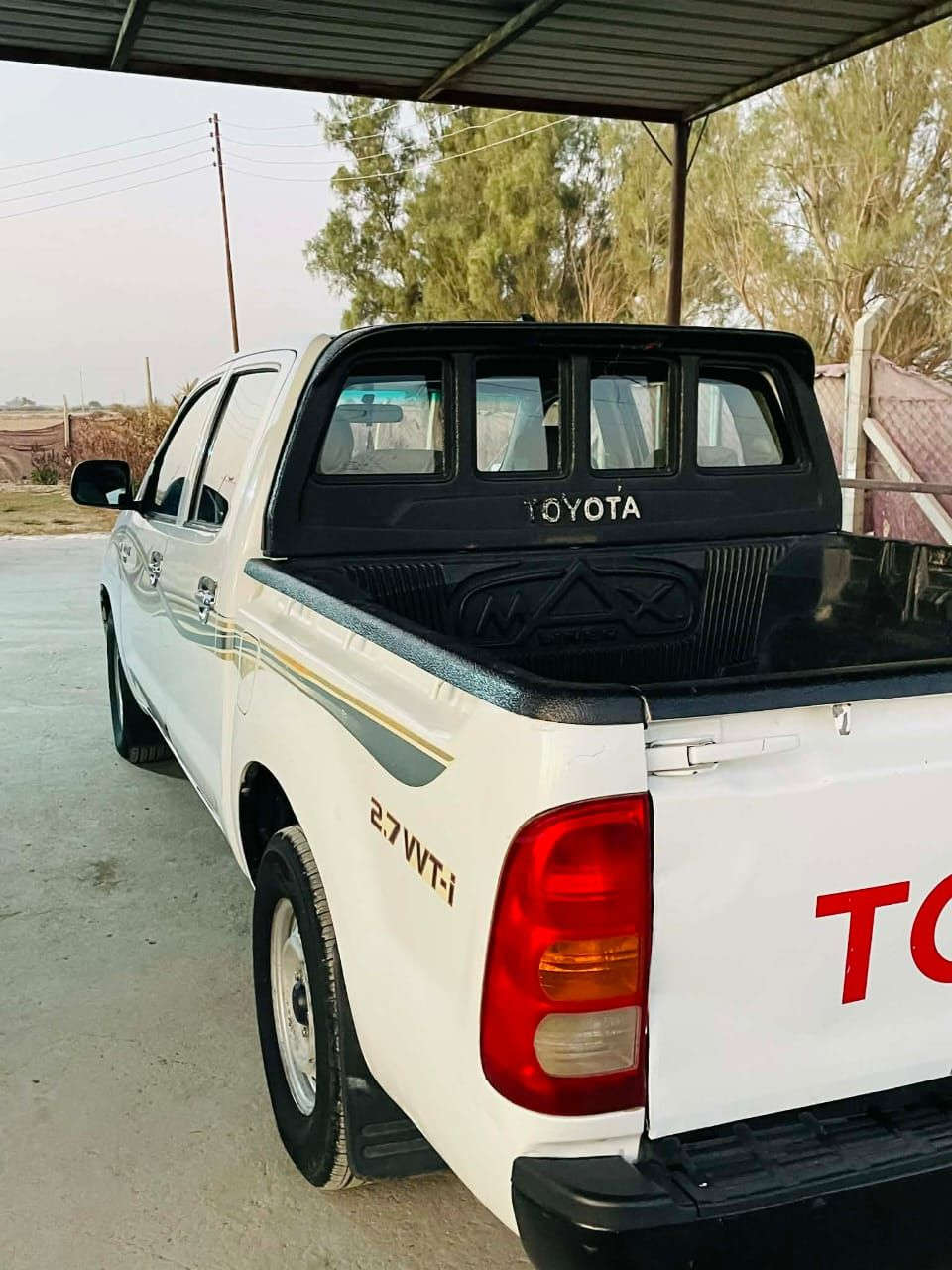 تويوتا هايلوكس موديل 2009 رقم سليمانية بأسمي تريد وكالة تريد تحويل سنوية للـ 28 هزه السعر 140 وبيها مجال مكاني بابل القاسم شراي اتصل ***********
