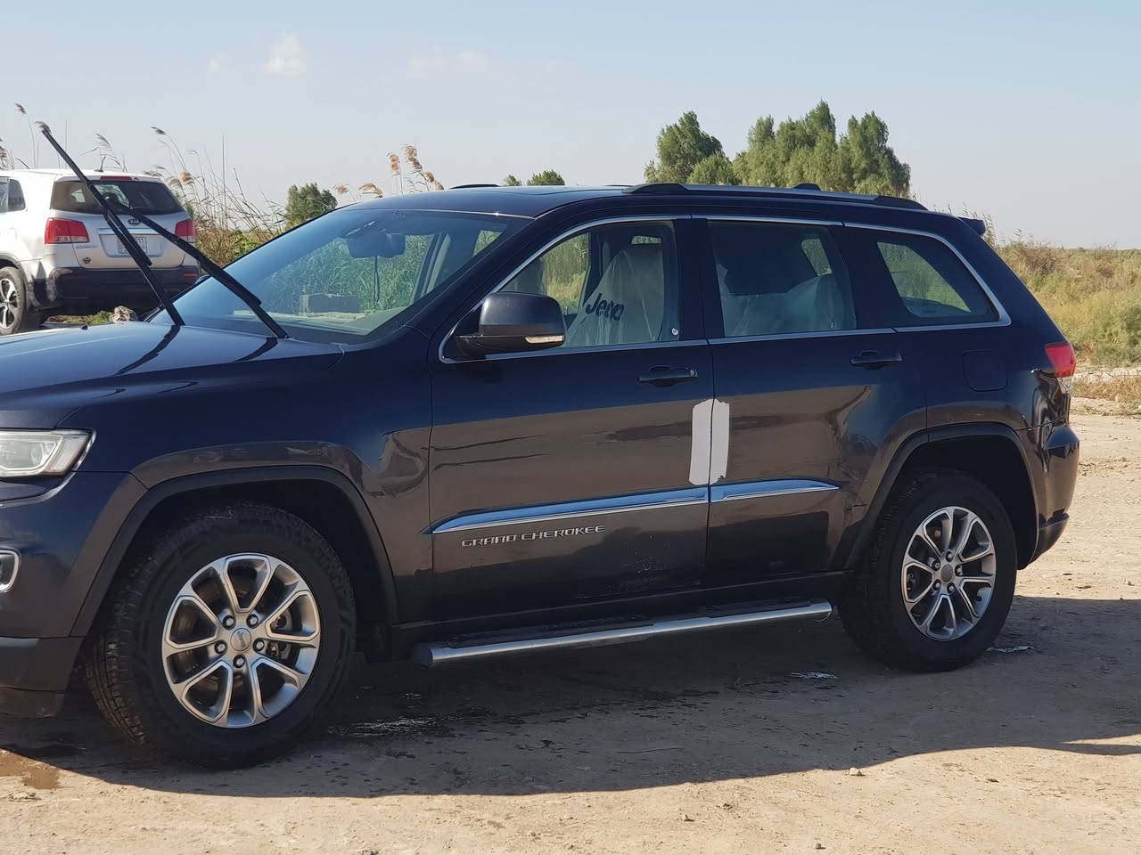 جيب ١٤ خليجيه مكفوله بسمي لاريدو كير مكينه مكفوله شاشه كبيره رايدها ٢٤٠وبيها مجال رقمي ***********
