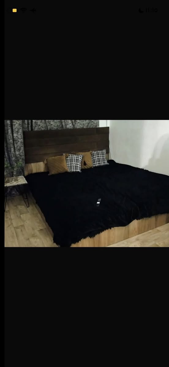 غرفة كاملة ميز مراية وجرباية نفرين وكنتور وكوميدي ٢ ابيعهن ب ٣٠٠ ومفصختها ٥ قطع تركي


**إذا كنت صاحب هذا الإعلان وتريد حذفه لأي سبب، رجاءا أرسل رسالة إلى الدعم الفني**