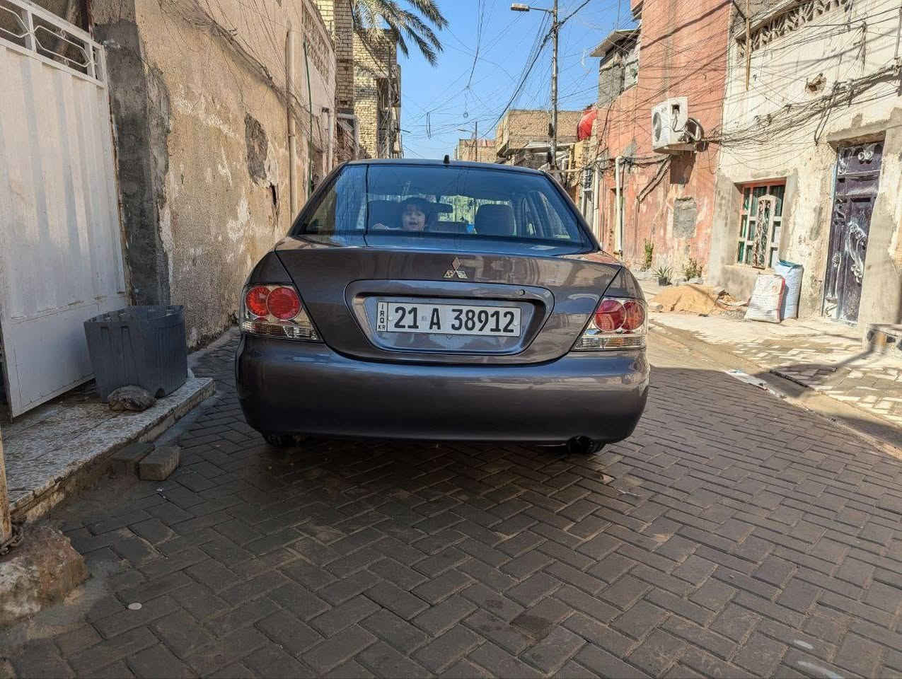 لانسر 2007
كير ومحرك  1500 خير من الله
تبريد شغال
صدر نضيف 
دوشمه جديده
حوضيات جديده
تخم تاير نضيف 
شاشه +كامره خلفيه
سياره خير من الله نقص خفايف كهربائيه وبيهه شويه طخات دعاميه 
صبغ حزام 
السعر 78 $وبيهه مجال بسيط
السياره باسمي تحويل مباشر مكاني بغداد
***********
