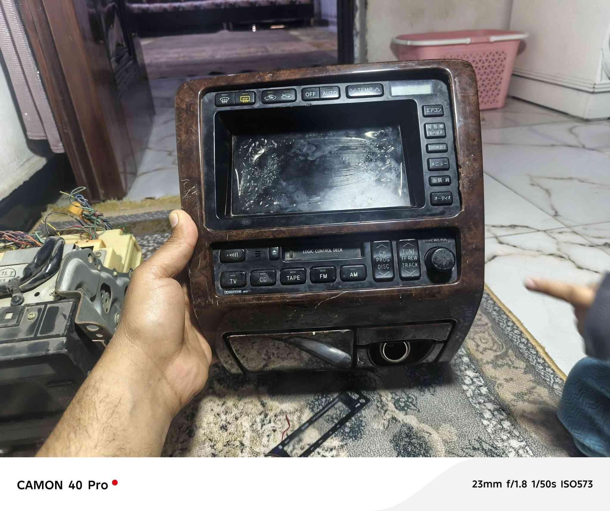 للبيع وحده لمسه عطلان ومارت يشتغل ***********
