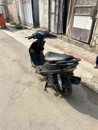 للبيع سعرها 475  مكاني كربلا حي العامل دراجه مكينه مزوده 55 مكينتها خر...