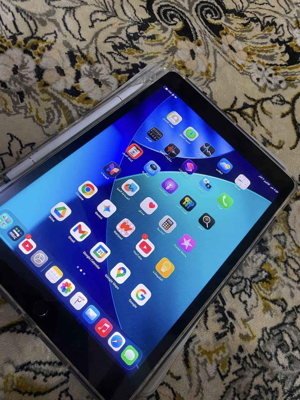 ايباد 9 ذاكرة 64 بطارية 90 مكفول وكله شغال ويا قلم وكفر نهايته مال بيع ب 190  وتعال افحص وين ما تريد مكاني بغداد 
***********
