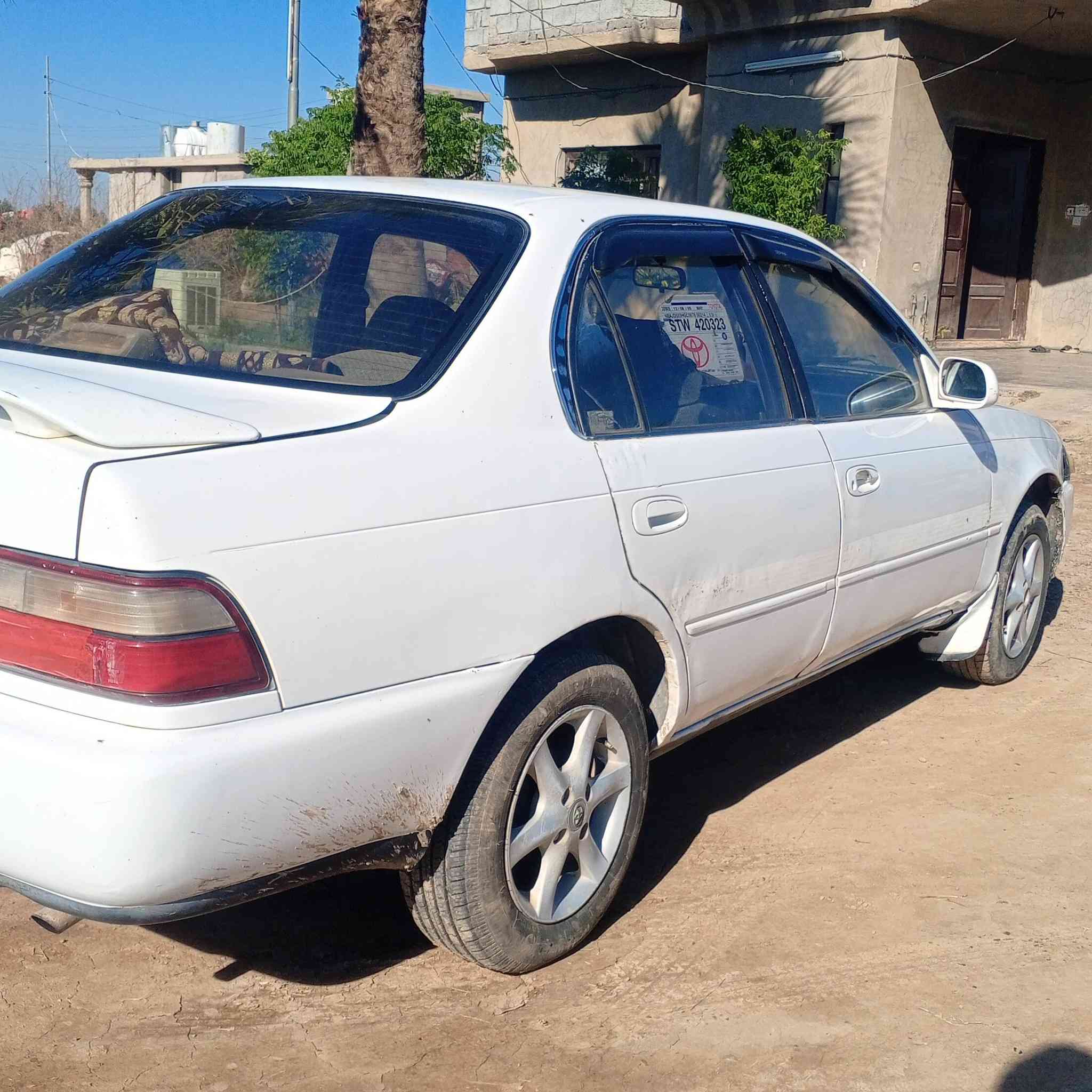 السلام عليكم ورحمة وبركاته 
سيارة كورلا للبيع موديل ٩٤
السعر ٥٠ ورقة
رقم بغداد 
المكان صلاح الدين قضاء الدجيل 
تبريد شغال 
كير ومحرك مكفول 
تخم تاير ويل كب 
رقم الهاتف 
‏‪***********‬‏
