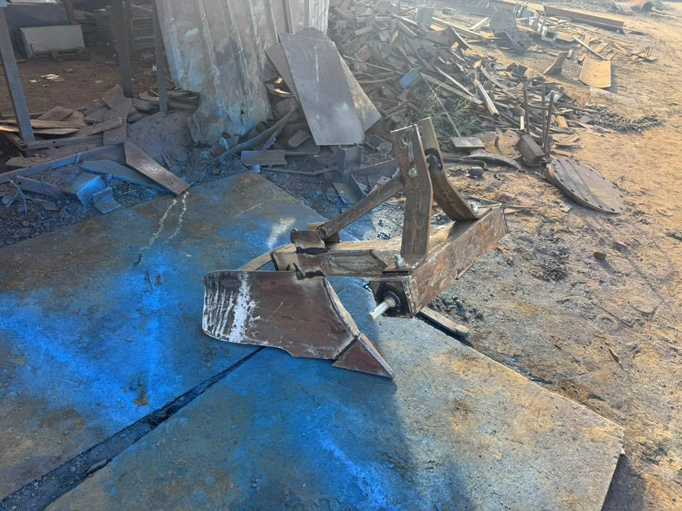 السلام عليكم شباب للبيع غراض كابوته. او معدلان دوار مترين ٣٠ او خراميش او ديجرات كل الحجام متوفره مكاني بغداد المحموديه.   بقيت التفاصيل بل فديو.   ***********.    ***********
