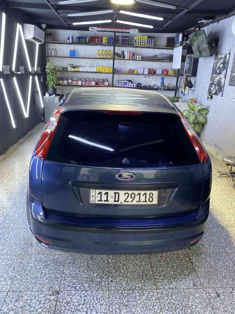 السلام عليكم فورد فوكس
للبيع موديل 2006 خليجي 
محرك الفين 
بدون ايرباك 
السعر 45 وبيه مجال 
العنوان بغداد الدوره 
***********
