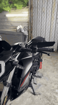 السلام عليكم
بنلي S 180

الدراجة موديل ٢٠٢٤ جديدة وبعدها داخل الضمان ماشية فقط ١٤٠٠ كيلو متر مابيها اي نقص وبيها مرايات نينجا وقفل دسك ابو الانذار ودهن جديد امز اويل 

وكل غراض الشركة موجودة وياها 

رقم اربيل كاملة بأسم عربي 

سعر الدراجة ٣٥٠٠ مليون دينار وبيها مجال بسيط بيع فقط 
علما سعر الزيرو ٤٥٠٠ مليون
مكان الدراجة بغداد حي العدل 

***********
