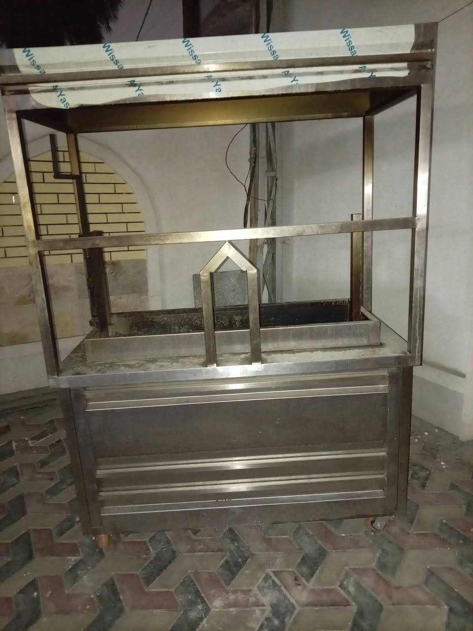 شواية شاورما فحم للبيع للتواصل ***********
