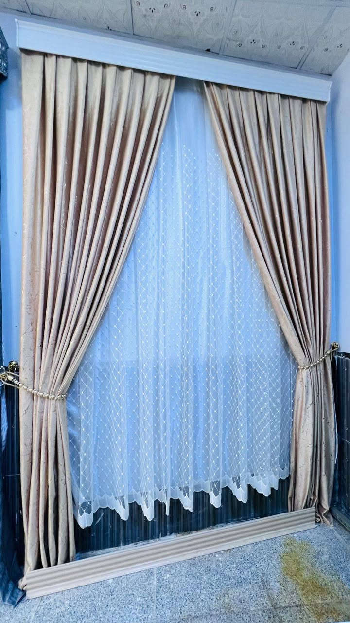 #خياطة زكريا الخياط #للستائر
كافة انواع الفصالات ويوجود انواع البنرات والتاجات 
وستائر الزيبره ويوجود كافة القمشة الفاخره 
العنوان شارع الاطباء مجاور مختبر صباح العگيدي 
للستفار التصال ع رقم 
***********
او مراسلة ع واتساب 
***********
