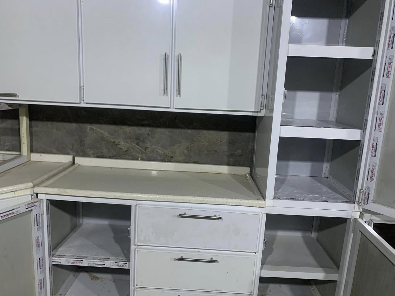 3قطع كله مرمر كلش نظيف  كفاءات سيديه


**إذا كنت صاحب هذا الإعلان وتريد حذفه لأي سبب، رجاءا أرسل رسالة إلى الدعم الفني**