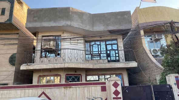 بسعر مناسب دار للبيع المساحه 210م
الواجه 10م

النزال21م

زراعي ملك صرف سند 25

العنوان الكريعات القصور-فرع حيدر ابو الدهن

للاستفسار خاص او واتساب

***********
