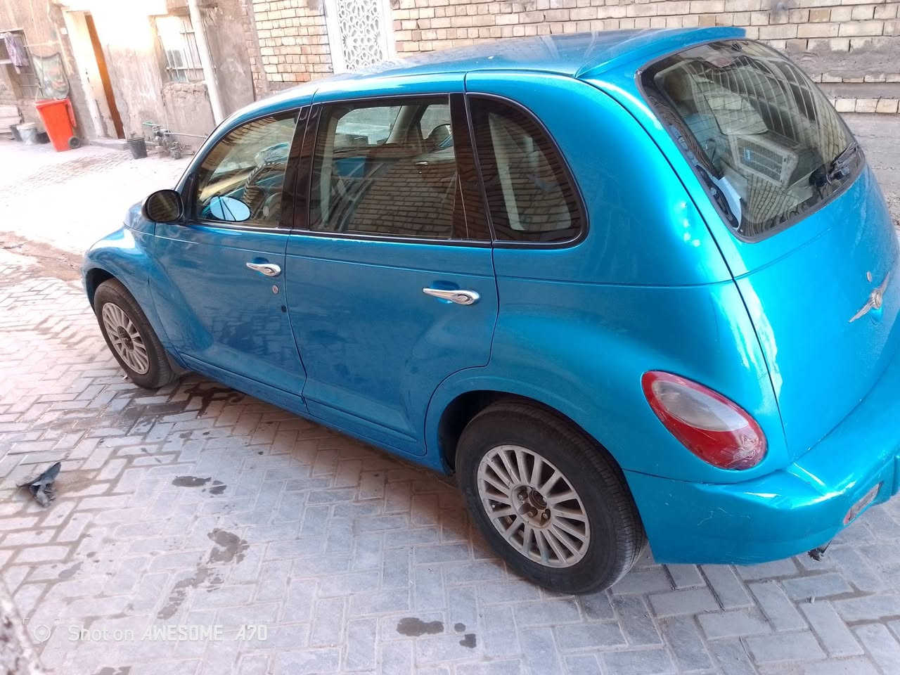 سيارة امريكي موديل 2008
كرايسلر بي تي كروزر ..... مكينة 4 سلندر حجم المكينة 2000 ... كير ميكانيكي اوتوماتيك كير و مكينة كفالة عامة .... حدادية و صدر جديده.... تخم تاير + تبريد تدفئة ويا السويج ..... كهربائيات كلها شغالة..... نضافة الغرفة 100 ٪ .... 

قطعتين صبغ فقط بيها جاملق السايق و باب السايق 

رقم بغداد... سنوية لغاية ٢٠٢٨ ... تحويل فوري 

السعر ٥٠ ورقة 

العنوان بغداد مدينة الصدر قطاع 4 
الهاتف ***********
