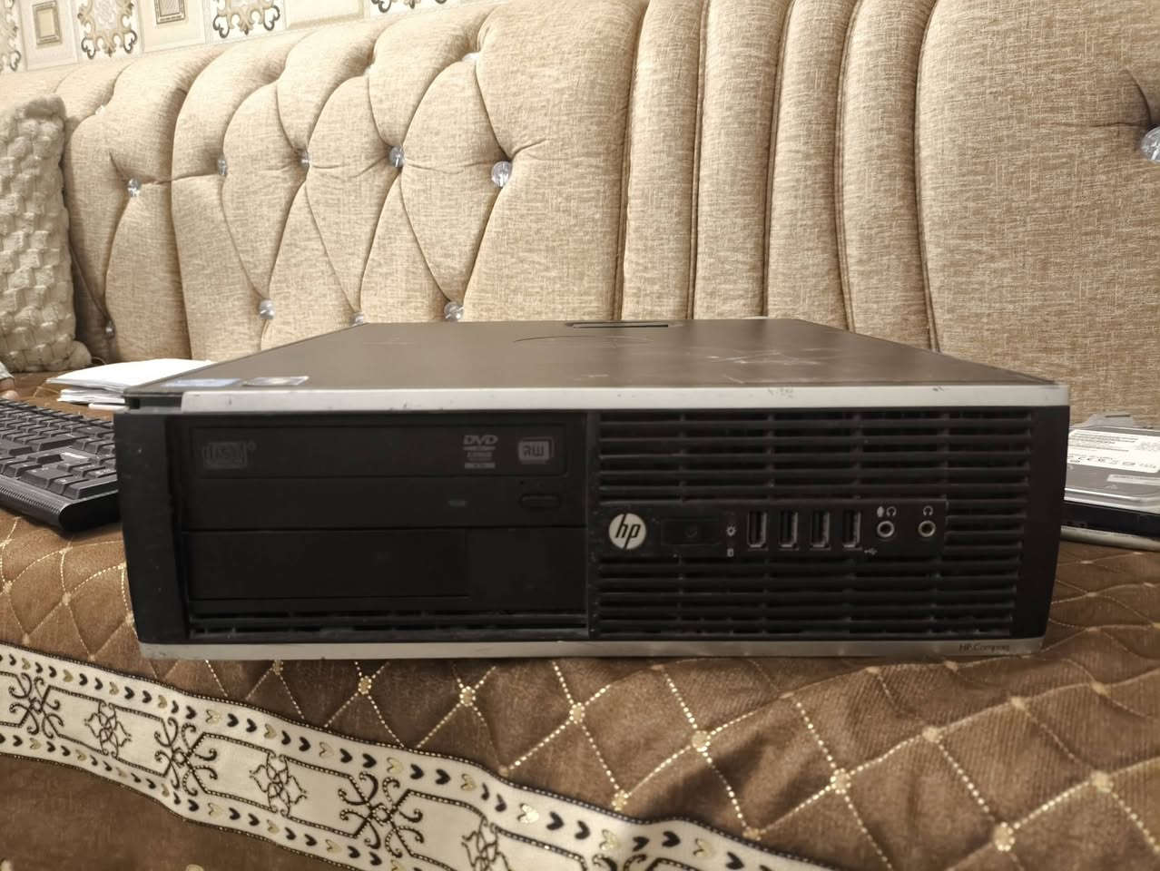 ونـدوز hp 7 مابـيها اي عطـل شغاله موس وكيبورد وجوستك
بيها 3 هارد hhd وتكدر تلغي واحد وتخلي CD


**إذا كنت صاحب هذا الإعلان وتريد حذفه لأي سبب، رجاءا أرسل رسالة إلى الدعم الفني**
