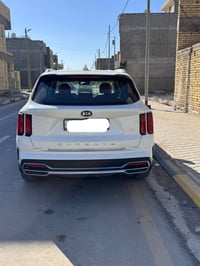 سورنتو ٢٠٢١ • ٦ سلندر ٣٥٠٠ • مقاعد ٧