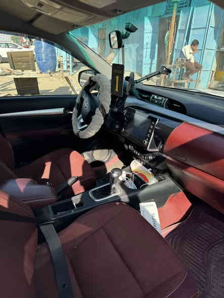 تيوتا هايلوكس ناصي موديل2021
شركه سيد نهرو مذهب السياره كامل موصافات فول عده البصمه 
ماشيه 146
بيه بارد قليل اقل الشبر غير شي ماكو مكفوله كفاله
 مكان الأنبار ***********
السعر 275 وبيه مجال قليل
