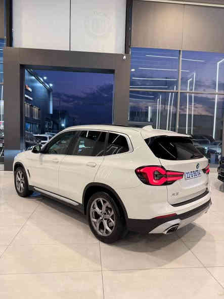 سلام عليكم 

BMW X3, XDRIVE30I
موديل :2023
سبغ:واحد جاملغ
ارباگ:كفاله 
مواصفات:فول مواصفات پانوراما

سعر:320$🔥

***********
***********
***********
