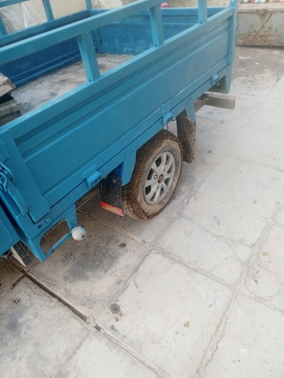 سلام عليكم ستوته للبيع اوراق 2016
جاهزه تخم تاير كهربائيات كله شغال مكاني نعمانيه  سعر 1400 / ***********
