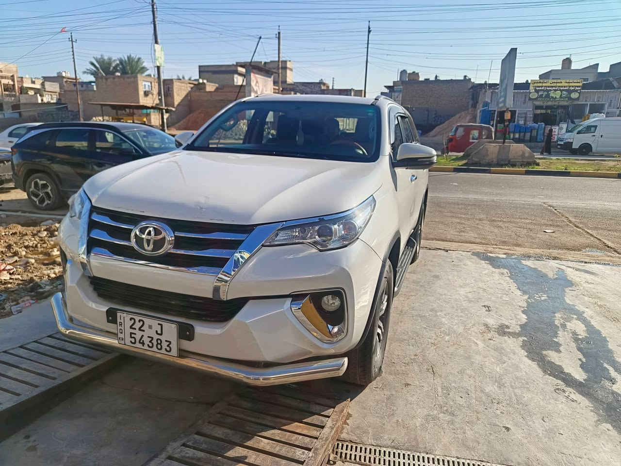 ا
 تويوتا فورتشنر ٢٠١٨ رقم اربيل الجديد تحويل مباشر السيارة  ماشية 126 الف 
فور ويل
4 سلندر 2700
سونارهة موجود تفضل واتساب و شوفة
٢ سويج موجودات 
السيارة مو فول
يدات نيكل 
تحكمات جهتين 
انضمة قيادة
اشاير بل مري 
تخم تاير جديد 
كير و مكينة مكفولات 
حساسات خلفية 
كامرة خلفية
المري شفط 
منضومة لايت زينون جديدة 
دوشمة جديدة 
كاعيات جديدة السيارة مدارينهة مال بيت 
السيارة بيها دحجة بصيطة بين الباب و الجاملغ الخلفي بل نص صارت بصيطة و صبغو الباب و الجاملغ الخلفي من جهة السائق مكفولة كفالة عاملة ما عدة الدحجة 
السعر 250  بيهة مجال 
الرقم ***********
