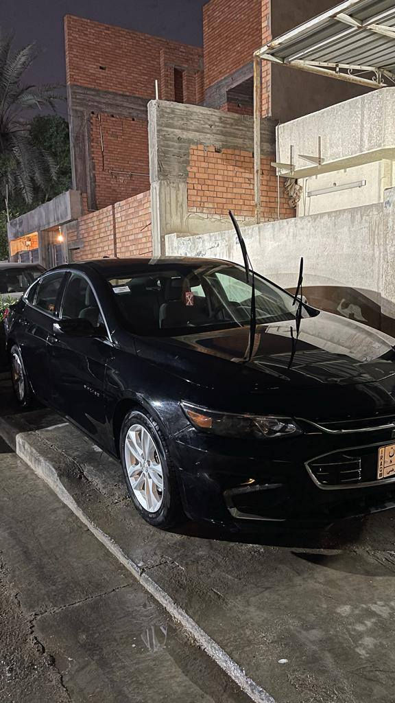 ماليبو 18
رقم بغداد بإسمي 
ماشية حوالي 90 ميل
گير محرك حدادية تمام 
تبريد منظومة ثلج 
حادثها فقط لايت و اصبعين من البنيد بارد فقط
و چاملغ خلفي و باب خلفي كلير بدون لا طخة و لا تعديل 
بدون ايرباك #بدون_ايرباك
بالعراق صارت بيها طخة بين الچاملغ الأمامي و الباب و رجعت بارد 
120 ورقة و مجالها بسيط 
أو مراوس حسب القناعة و يفضل اكاديا أو ترافرس
مكانها بالكوت و تحويلها شوكت ما تحب 
***********
***********
