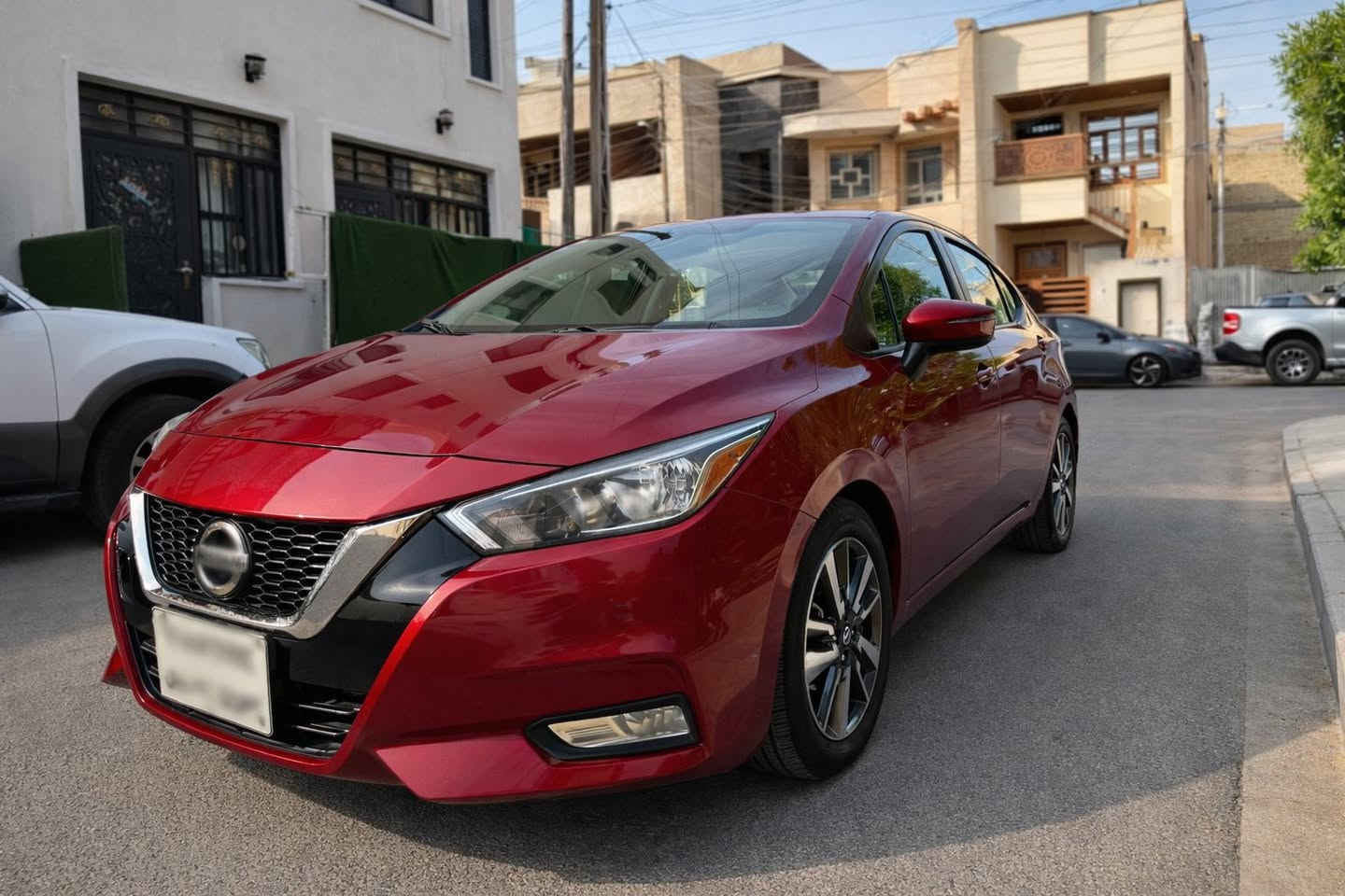 نيسان فيرسا ٢٠٢٠ SV 
ماشيه 87.000 كم 
بدون صبغ بارد بسيط بلجاملغ  مع تكحيل 
ايرباك فقط برده 
مرايا تعتيم ذاتي 
اشاره ترحيب 
بصمه 
شاشه كار بلي 
رادار امامي خلفي 
مانع تصادم امامي خلفي 
تنبيه خروج مسار 
نقطه عمياء 
اناره ارضيه سبع الوان
اناره دوسات خارجيه بلادي  
عداد ديجيتال  
داخل لونين 
تحكم ستيرن جهتين
السياره بدون نقص جاهزه 100%

للاستفسار الاتصال 
***********
غير متواجد على الفيس
