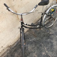 للبيع بايسكل بناتي حجم ٢٦ جان متروك مبدل زوج تايرات وجوب ومبدل ماشة مك...