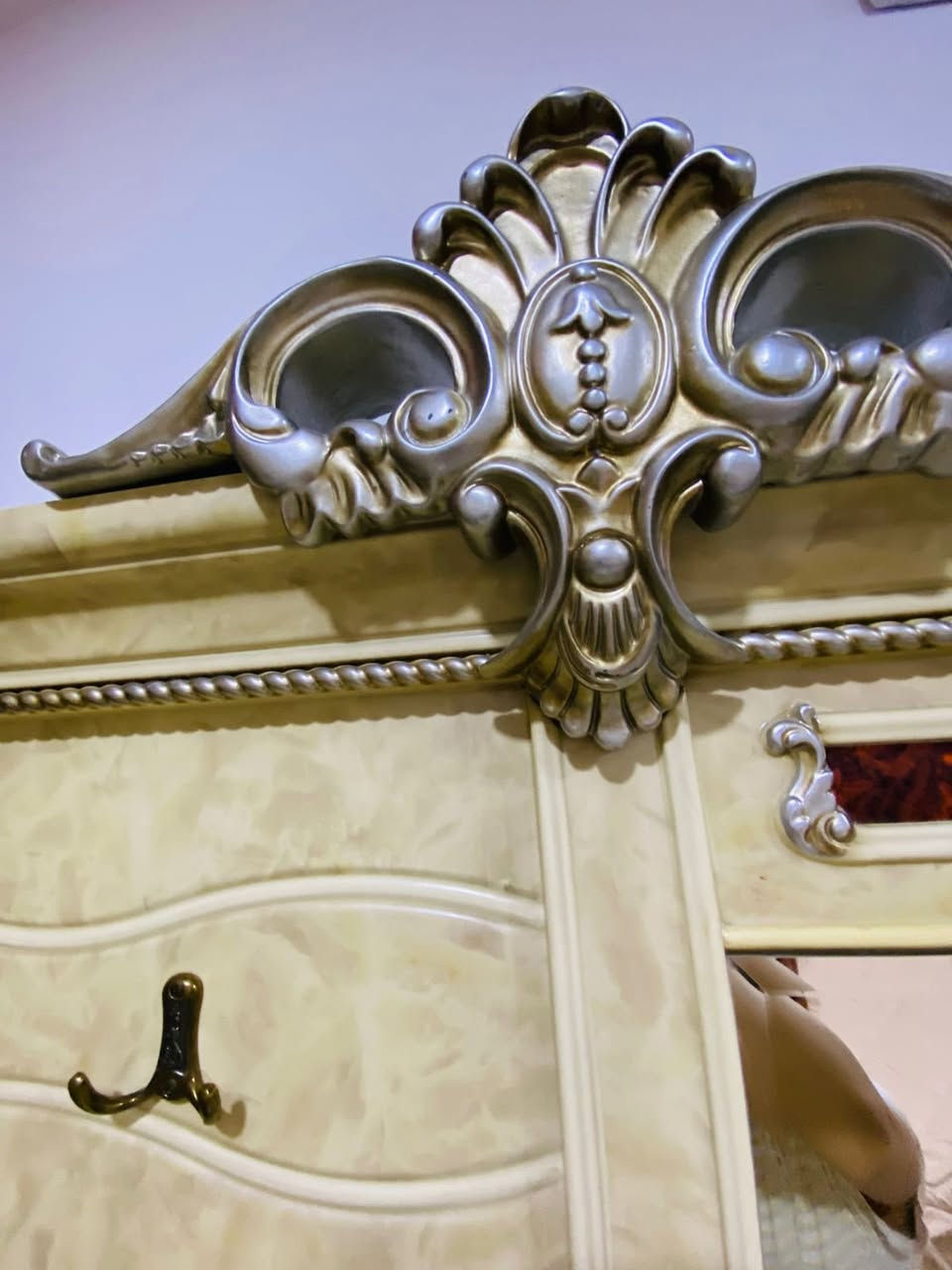 غرفه للبيع نظافتها مبينه بالصور هيه تحجي  مابيها ضرر  ولمعتها واضحه   لغداد حي القاهره


**إذا كنت صاحب هذا الإعلان وتريد حذفه لأي سبب، رجاءا أرسل رسالة إلى الدعم الفني**