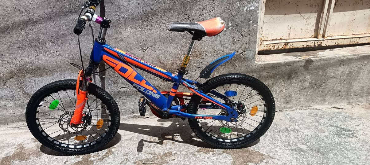 بايسكل كوري مابي اي شي بس بريك يحتاج سعر ١٠٠ بي مجال


**إذا كنت صاحب هذا الإعلان وتريد حذفه لأي سبب، رجاءا أرسل رسالة إلى الدعم الفني**
