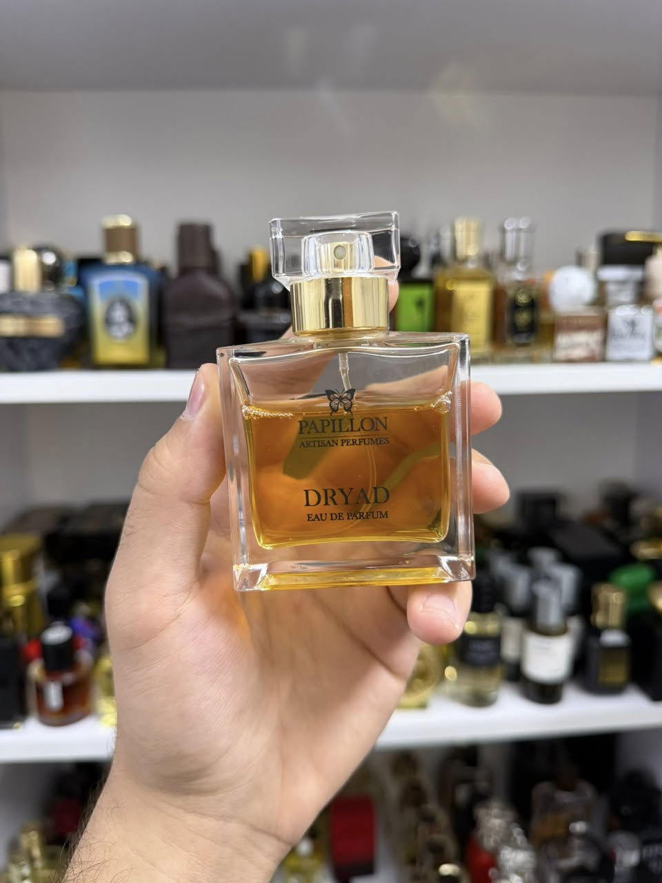 السلام عليكم
محموعة عطور اصليه للبيع تفاصيل اسفل الصوره🙏🏼🩶


**إذا كنت صاحب هذا الإعلان وتريد حذفه لأي سبب، رجاءا أرسل رسالة إلى الدعم الفني**