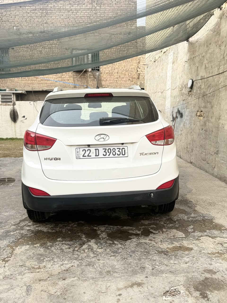 السلام عليكم توسان خليجي موديل 2014 مكفولة كفالة عامة عدة الدعامية الامامية والاصلية موجودة بيه كسر ويصلح 
السيارة جديدة بمعنى الكلمة ماشية 93 حقيقي شرط الفحص كير محرك صدر تبريد تاير باتري كلة جديد ومكفول 
السيارة رقم شمالي باسم جيراني تريد عنواني بغداد الدورة 
السونار بل منشور 
مواصفاته تحكم ستيرن كامرة شاشة وباقي الموصفات المعروفة السعر 144 
الاتصال هـ***********
