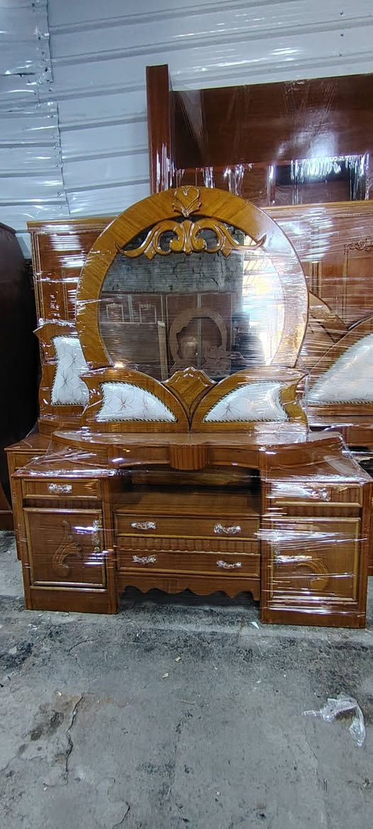 غرفه ام ال5باب مستعمله السعر 750  الاستفسار الاتصال على الرقم ***********
