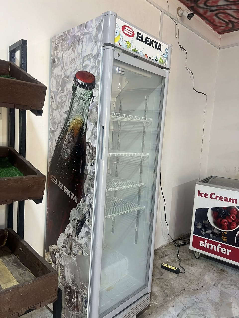 غراض اسواق البيع  ستخدام 4شهر فقط 

كله جديد وتركي واصلي 

البصره الكرمة ***********
