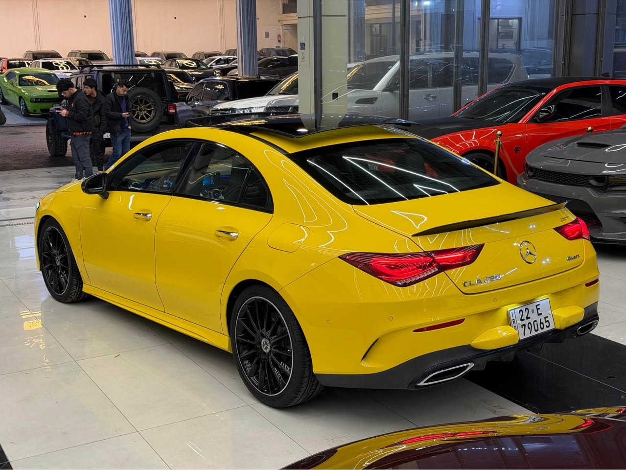 ميرسيدس ٢٠٢٠ 4matic
هةموو شتيكي بةشرتة يةك دينار مةسروفي نية
كير و مةكينة و كارةباياتي بةشةرتة
بستةك جاملخ و بستةك بوند سبوخة بي ژوري بي ارباك 
فول فول مواسةفات 
شوين هةولير 
‏Ⓜ️0750 369 9092
سعر  ٢٣٥$ كةميك مةجال

سيارة كلش حلوة اعي من صور 
بيها شبر جاملخ و شبر بوند بدون دواخل بدون ارباك 
فول فول مواصفات كير و محرك كهربائي كولها شرت 
مكان سيارة اربيل 
سعر ٢٣٥$ بي مجال شوية أربيل, العراق
