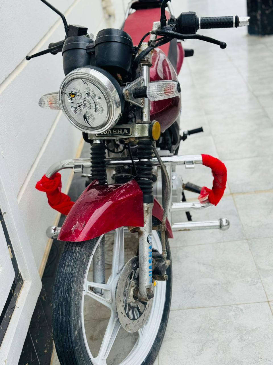 دراجه للبيع هيوشه موديل ١٧ بدون وراق جهازه مكان عامريه الصمود السعر ٥٠٠ بيها مجال رقم
***********
