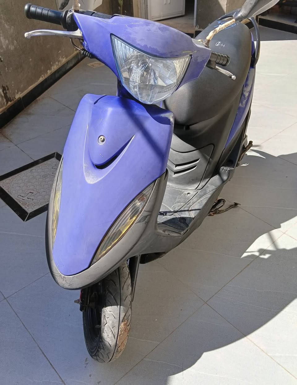 دراجة ماكس عدلة
بوشة 49 بلاد
دراجة حاوية رمبة 
كهربائيات جوزة كله شغال
صالها شهر من طلعتها
صالنصة بلاد
رجائن المو شراي لا يراسلني
السعر خاص 
***********
