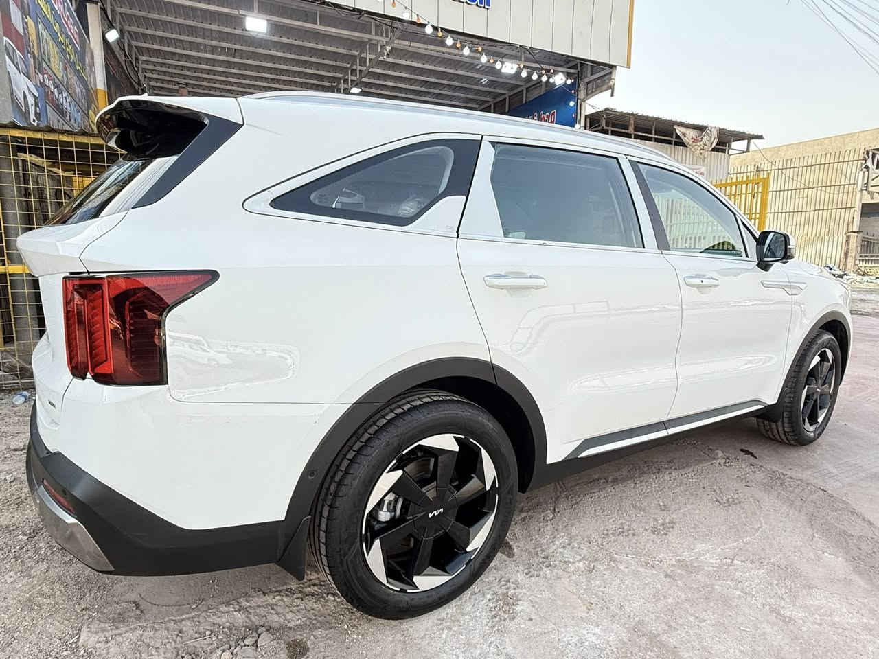 سورنتو 2024    4X
صمان الدولية 
ماشية 18 الف 
فول مواصفاات

السعر 350$ وبيها مجال
***********  وتساب
