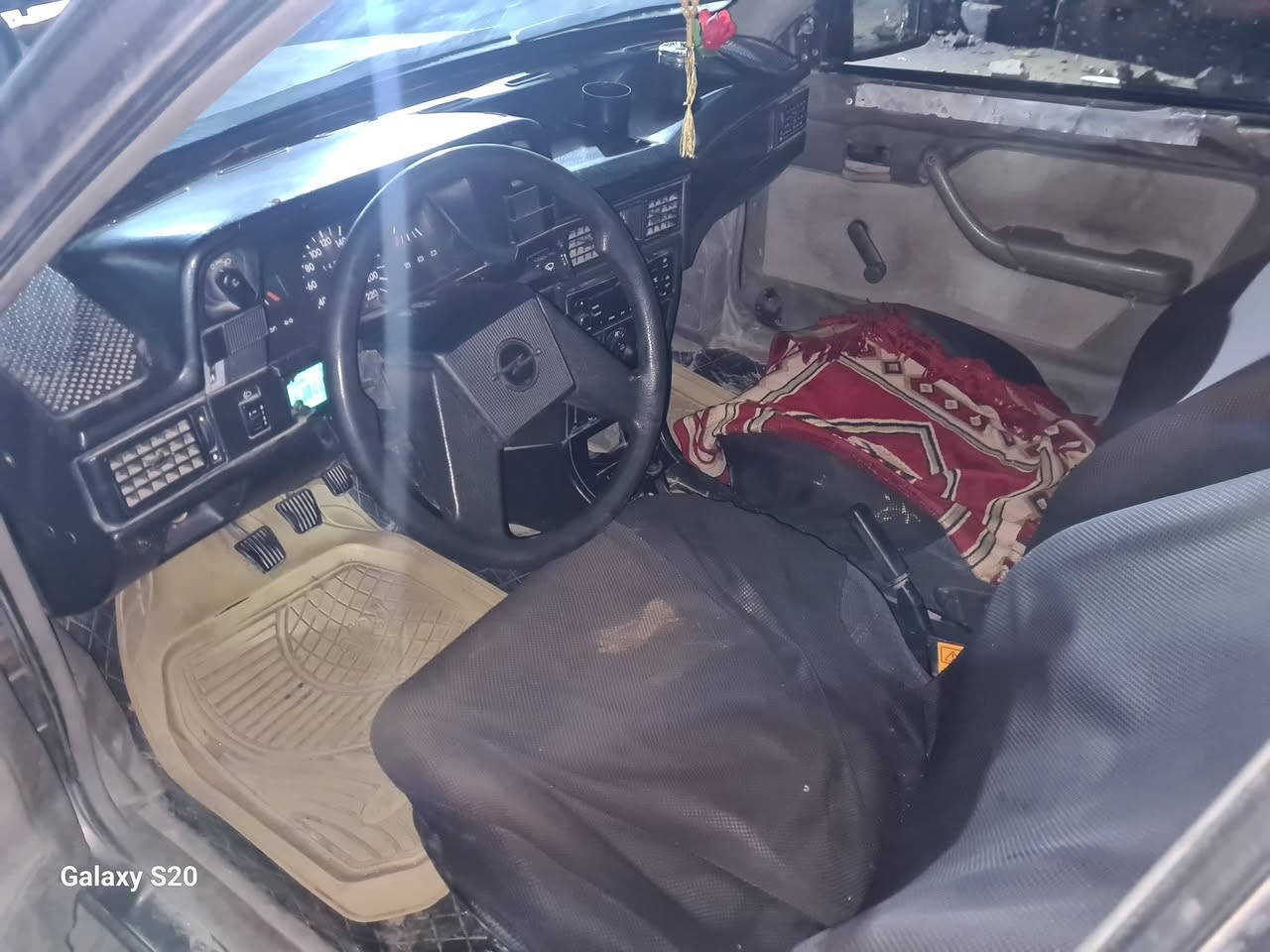 السلام عليكم اخوان اوبل كاديت ستيشن حجم 16للبيع هزه جديده لل2036رقم مصطر نينوى مامسجل كابون اكتروني مكينه وگير شرط گشر نضيف بدون اي حادث او ضرر وشرط التحويل ولوكاله من الشرعي موصل السعر 26بيه مجال التواصل واتساب ***********
