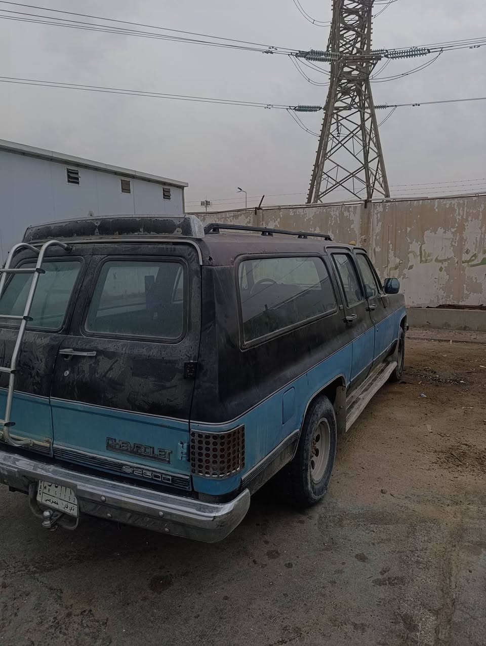 سياره جمسي سوبر مان موديل 91 كهرباء كلها شغاله ماكينه 350 كير 400 سياره حداديه تخم تاير محركها بيه خيط تبخير توه بادي بيه سياره نظيفه تبريد شغال نقص بس الثلاجه الخلفيه كهربائيات على ناصي شاير رباعيه سكنات فوك مكان السياره بصره مقصر غير متواجد على الفيس واتساب واتصال سعر السياره 30وبيها مجال ***********
