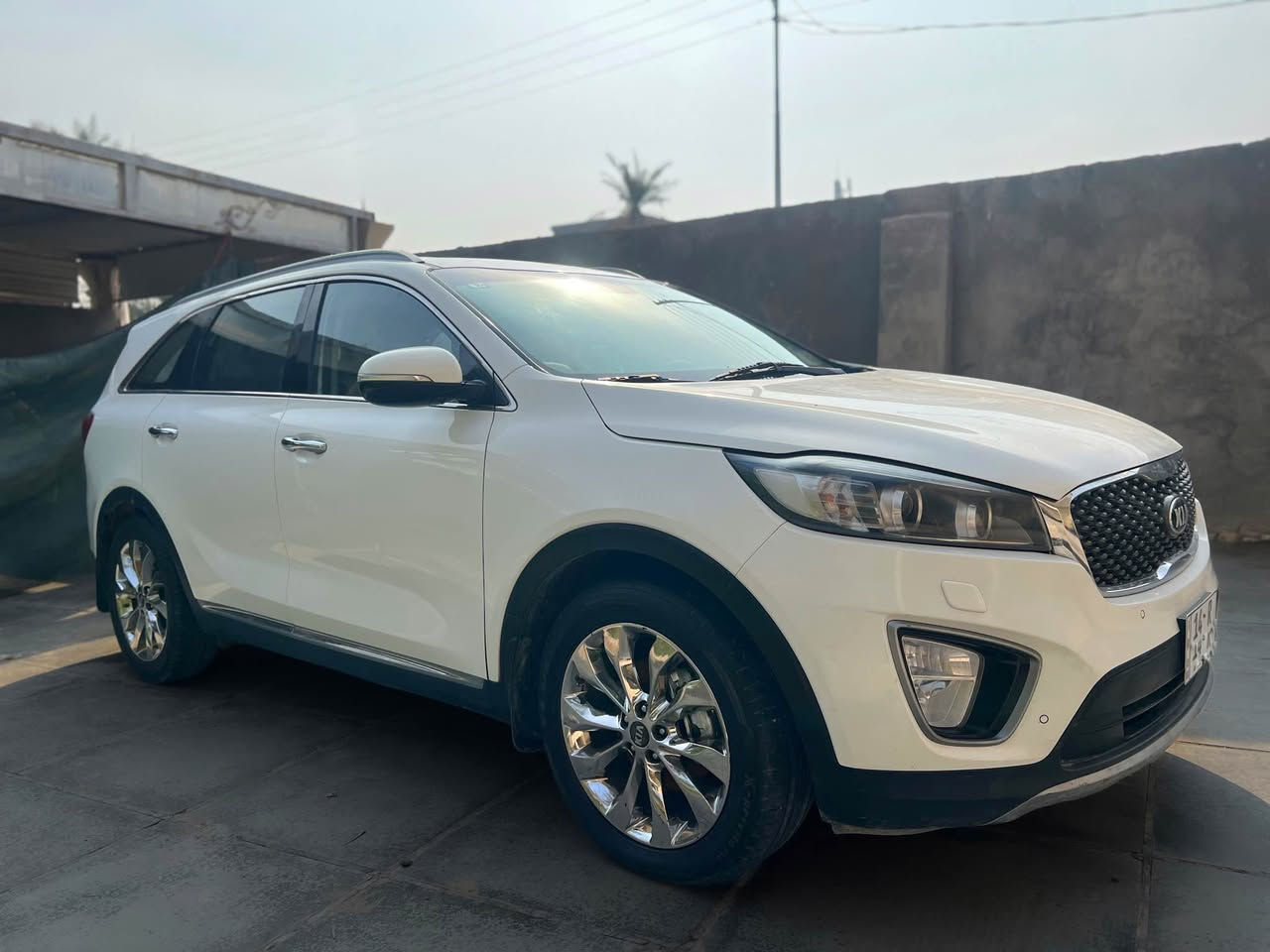 سورنتو 2016 خليجي كفالة عامة من الرقم للرقم￼
ماشيه 107 الف ، محرك 6 سلندر 
رقمها بصرة الرقم الجديد ￼
السيارة جاهزة ونضيفة ومكان البصرة 
للتواصل فقط عبر الرقم : *********** البصرة, العراق
