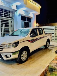 هايلوكس • موديل ٢٠٢٥ • ماشي ١٤الف