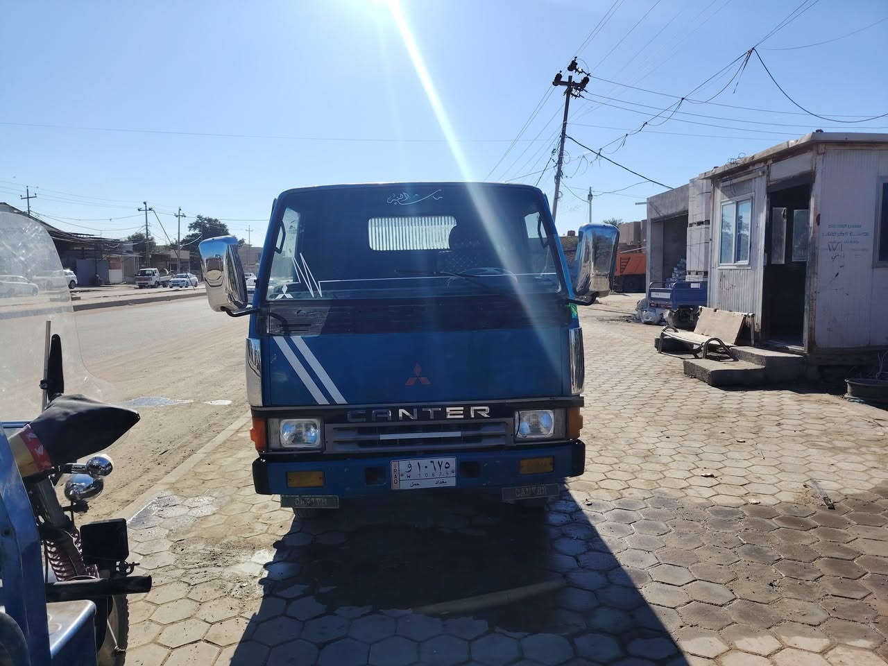 السلام عليكم كنتر عظم شاصي وربع للبيع بلاديه قلاب رقم بغداد عنوان نجف كوفه *********** ابوعلي
